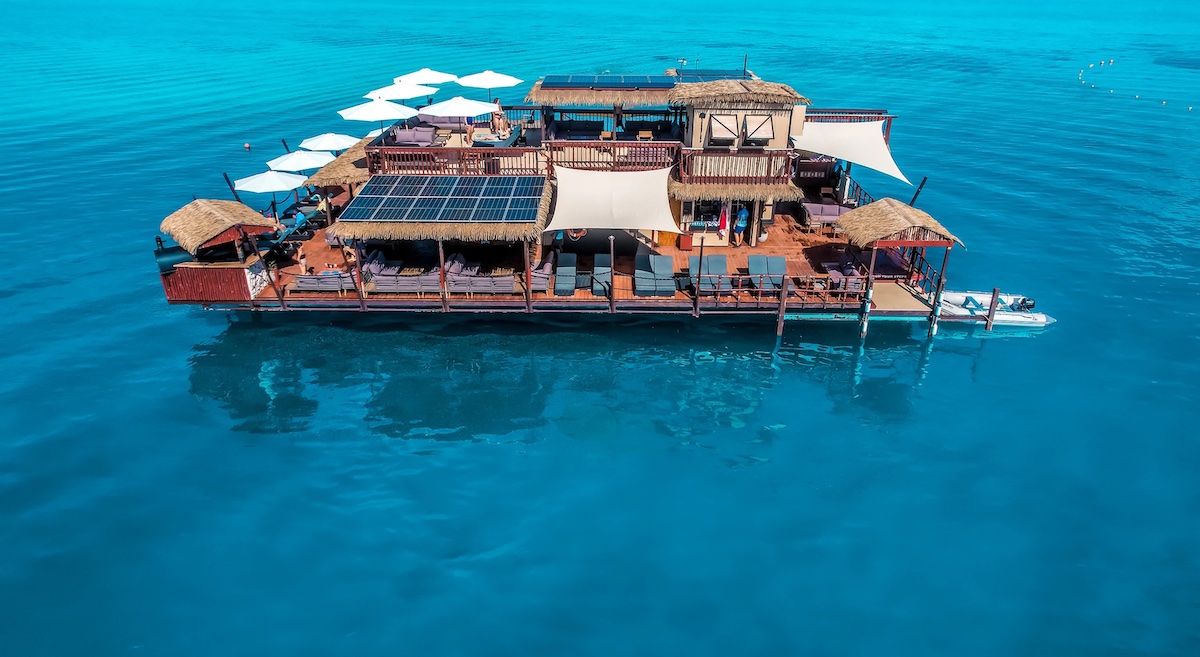 Seventh Heaven Floating Platform Day Trip from Port Denarau