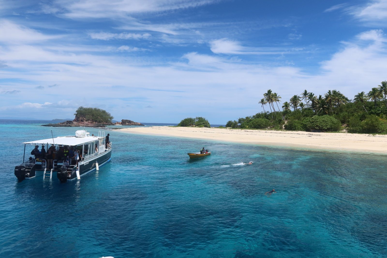 Monuriki Cast Away Island & Mana Sandbar Snorkel Day Cruise